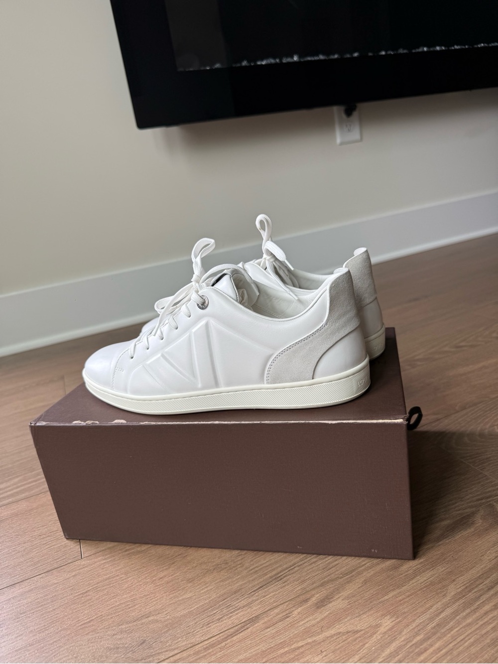 Louis Vuitton White Leather & Light Gray Suede Low-Top Sneakers